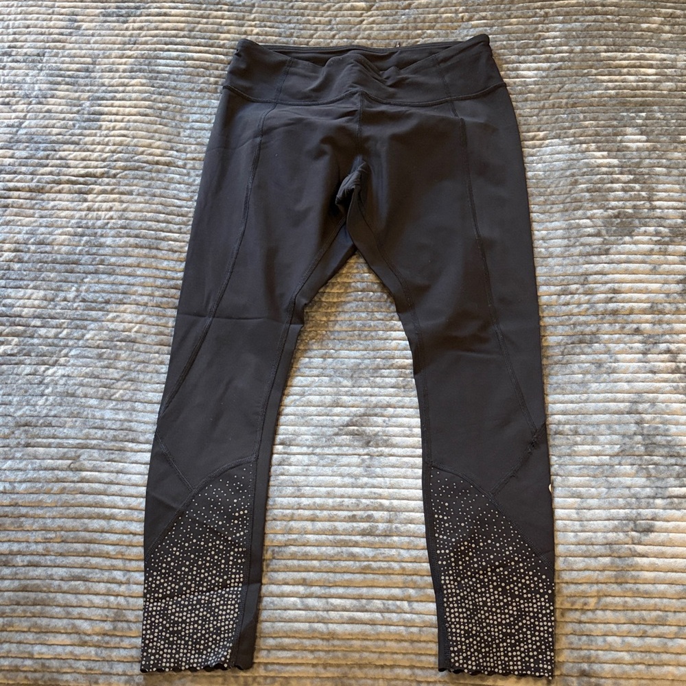 LULULEMON Running Tights with Reflective Detail - Size 8